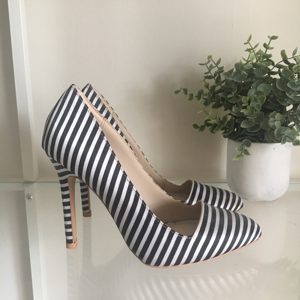 Black & White Striped Satin Pumps